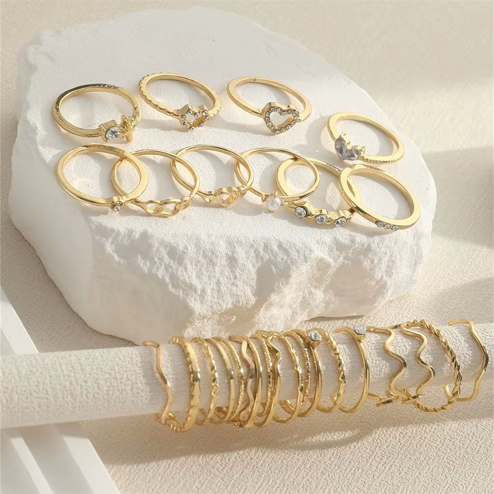 28 Pcs/Set Fashion Crystal Heart Star Geometric Rings Set Trendy Finger Cocktail Rings Set Jewelry Accessories