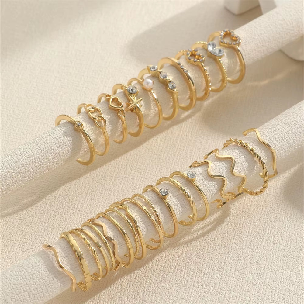 28 Pcs/Set Fashion Crystal Heart Star Geometric Rings Set Trendy Finger Cocktail Rings Set Jewelry Accessories