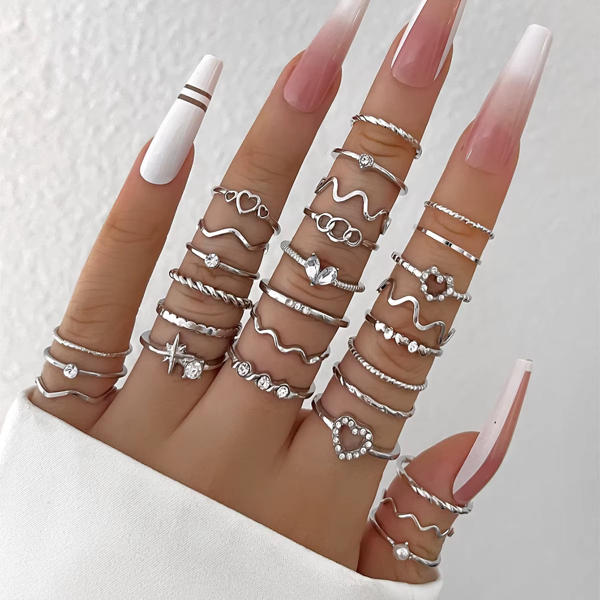 28 Pcs/Set Fashion Crystal Heart Star Geometric Rings Set Trendy Finger Cocktail Rings Set Jewelry Accessories